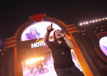 Capital Moto Week abre segundo final de semana com shows de Angra e Lobão