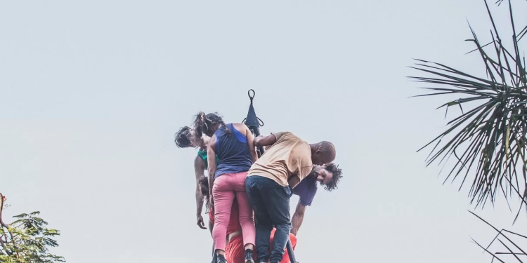 Circo em Construção: a poesia coletiva de Mão no CCBB e no Eixão