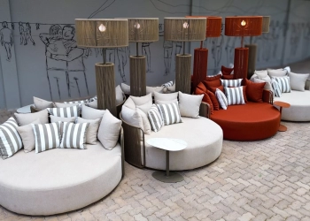 Sama Mobiliário Externo marca presença na CASACOR Brasília 2025 com peças autorais