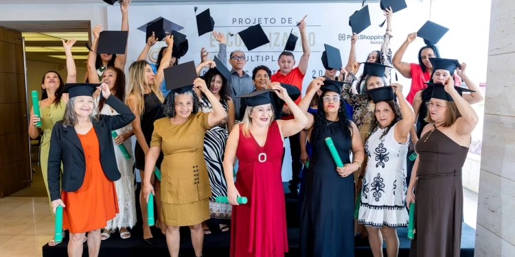 Educação para colaboradores: ParkShopping celebra 1ª turma formada