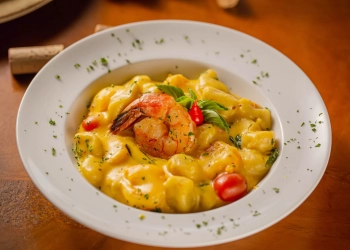 Jantar romântico no Santé 13 celebra o amor com menu especial em Brasília