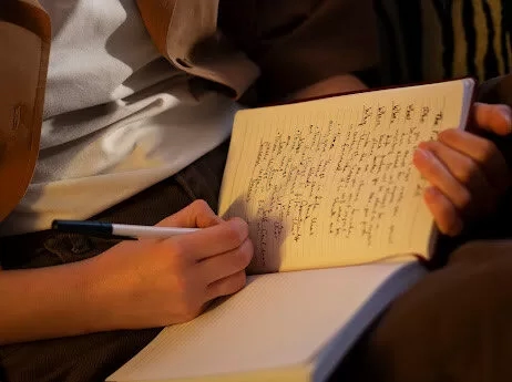 Prêmio Candanguinho: poesia jovem ganha voz no DF