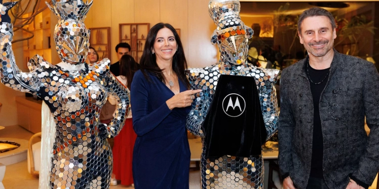 Tecnologia e sofisticação marcam festa da Claro na CASACOR Brasília 2025 com a presença do ator Murilo Rosa