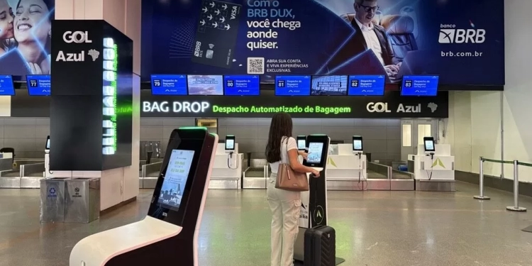 Aeroporto de Brasília amplia sistema e é o 1º do país com despacho de bagagens compartilhado