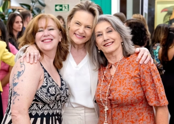 Pelas lentes de Tainá Frota, exposição revela o ressignificar de mulheres diante ao diagnóstico do câncer de mama