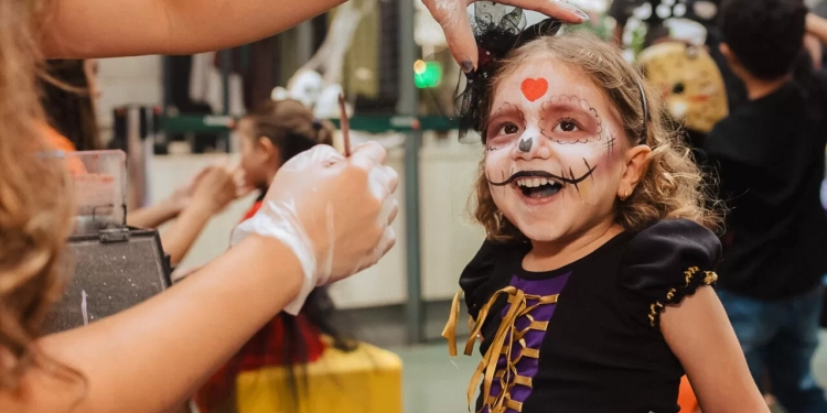 Mané Mercado celebra Halloween com programação especial para as crianças