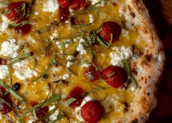 Baco Pizzaria e Matuh assinam Pizza Marina com queijo campeão do “Oscar do Queijo”