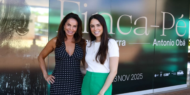 Casapark Prime promove visita de arquitetos e designers à exposição “Finca-Pé: Estórias da Terra”, de Antônio Obá