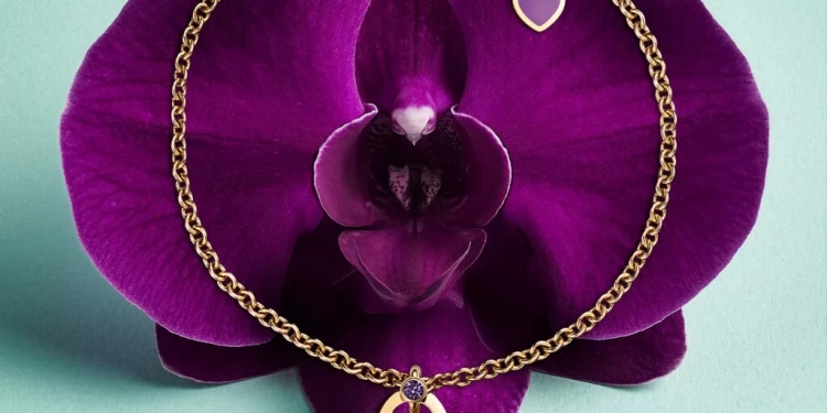 Tiffany & Co. lança primeira colaboração com organização social brasileira em apoio à Childhood Brasil