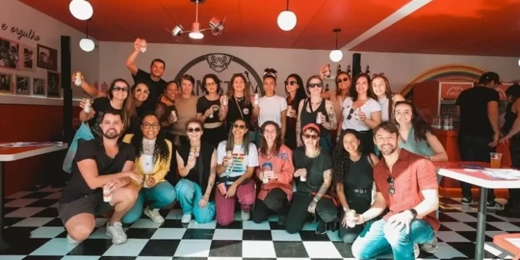 Amstel celebra o protagonismo LGBT+ em nova série “Negócios de Orgulho”