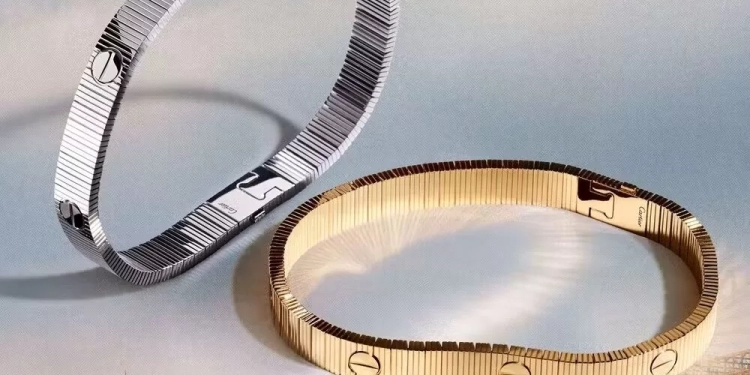 Cartier apresenta nova versão flexível do icônico bracelete Love
