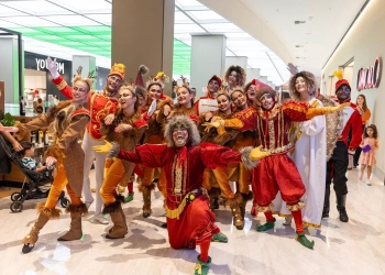 A magia do Natal ilumina o Manhattan Shopping com atrações e música ao vivo