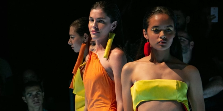 FAV Fashion Gala estreia em Goiânia celebrando brasilidades ancestrais e criatividade nacional