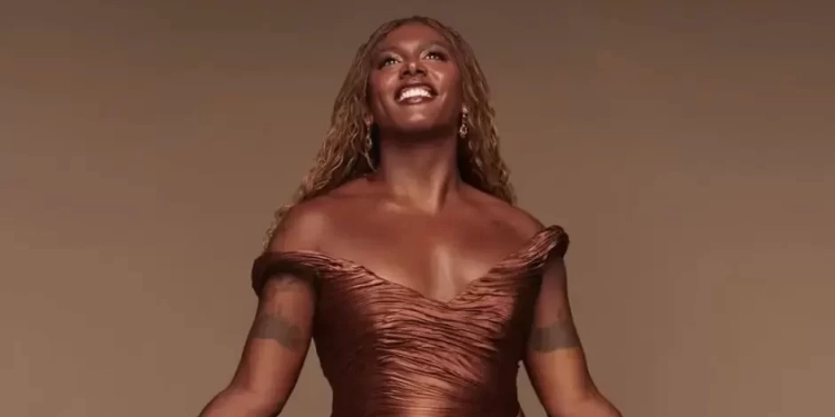 Noite histórica em Las Vegas: Liniker leva três premiações do Grammy Latino 2025 em uma noite marcante e cheia de energia