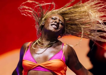 Festival Estilo Brasil recebe Liniker para o último show do ano em Brasília