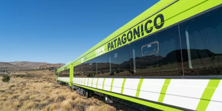 Viagens ferroviárias ganham protagonismo em 2026 e Tren Patagônico faz sucesso como turismo de experiência