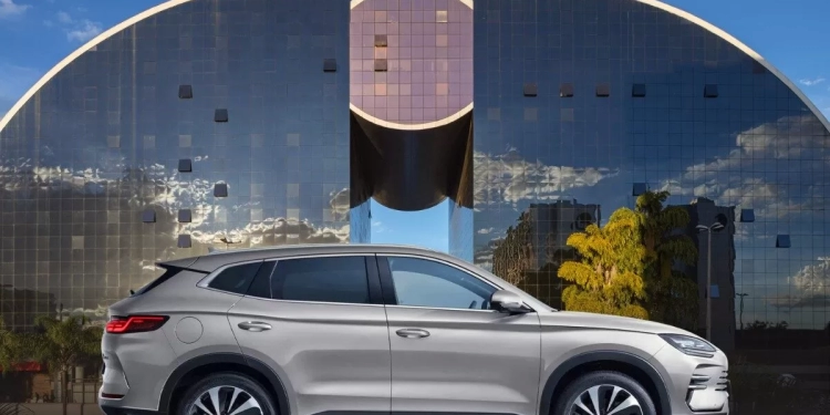 Natal no Brasília Shopping: brinde especial da Ofner e chance de levar um BYD Song Plus 0 km