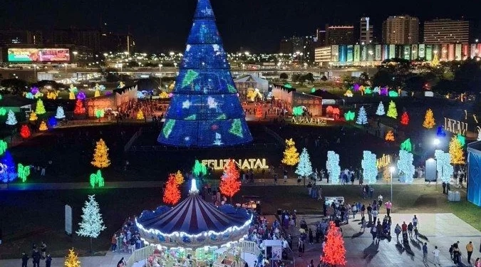 Nosso Natal 2025 ilumina a Esplanada e movimenta a economia criativa do DF
