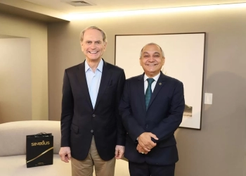 Sindjus recebe Paulo Octávio para diálogo sobre Justiça e crescimento regional
