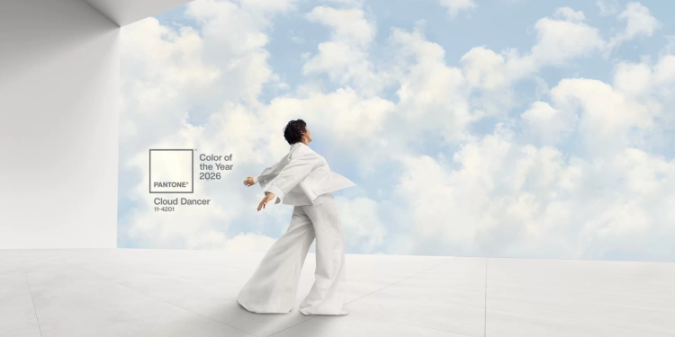 Reset visual: Pantone anuncia a cor do ano de 2026, Cloud Dancer