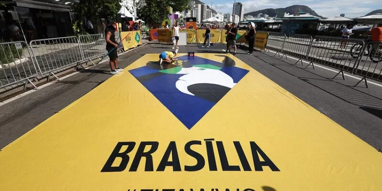 FIFA revela marca oficial da Copa do Mundo Feminina 2027™ e confirma Brasília como cidade-sede