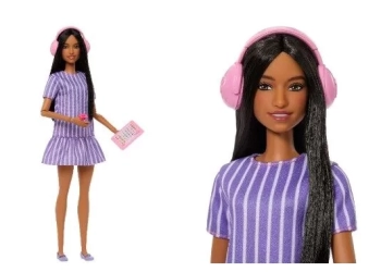 Barbie lança sua primeira boneca com autismo e amplia representatividade nos brinquedos