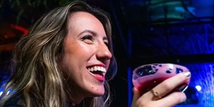 Pop & Wine transforma as quintas do Mercadito em ritual de vinho, música e boa mesa em Brasília