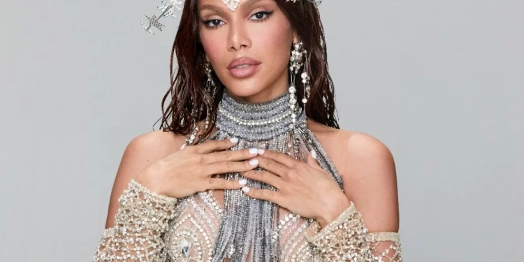 Cosmos: Ensaios da Anitta desembarcam em Brasília com espetáculo que une música, estética e clima de carnaval