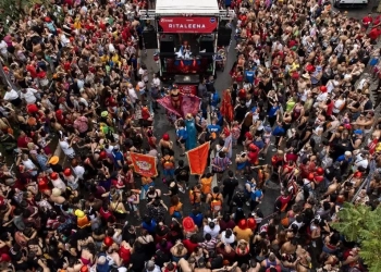 Carnaval 2026 projeta novo recorde econômico e reforça Brasília como polo da folia de rua