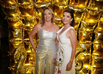 Ivone e Antonio Carvalho abrem a Gran Door, loja de portas de alto padrão em parceria com Lívia Soledade