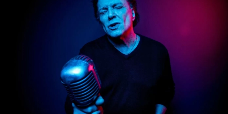 Fábio Jr. leva a turnê “Bem Mais Que os Meus 20 e Poucos Anos” ao Ulysses Guimarães Centro de Convenções