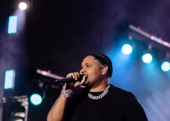 Carnaval em clima de verão: Verão R2 encerra temporada com funk, brasilidades e música eletrônica