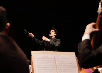 Maestro Matheus Avlis retorna de Paris para dirigir o Festival Claudio Santoro em Brasília