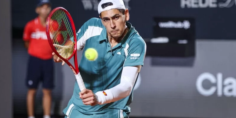 Noite de reviravoltas no Rio Open: favorito cai e quartas ganham novo desenho