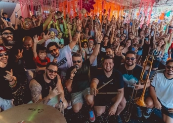 Abre-alas para a folia: Bloco Eduardo e Mônica anima o Brasília Shopping neste domingo