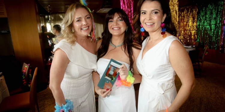 Gran Door e Lazul Stones promovem primeira feijoada pré-carnavalesca para arquitetos e designers de interiores