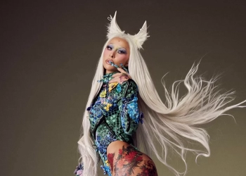 Sabrina Sato abre o Carnaval com fantasia couture de elfa tatuada