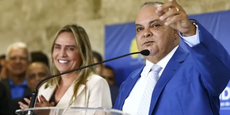 Ibaneis Rocha deixará o Governo do DF em março para disputar vaga no Senado
