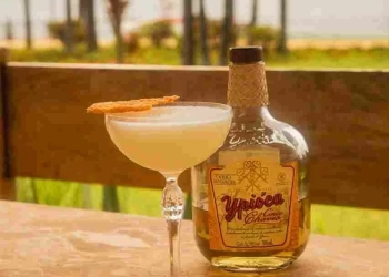 Um brinde ao Verão no Pontão do Lago Sul: drinks especiais com vista para o Lago Paranoá