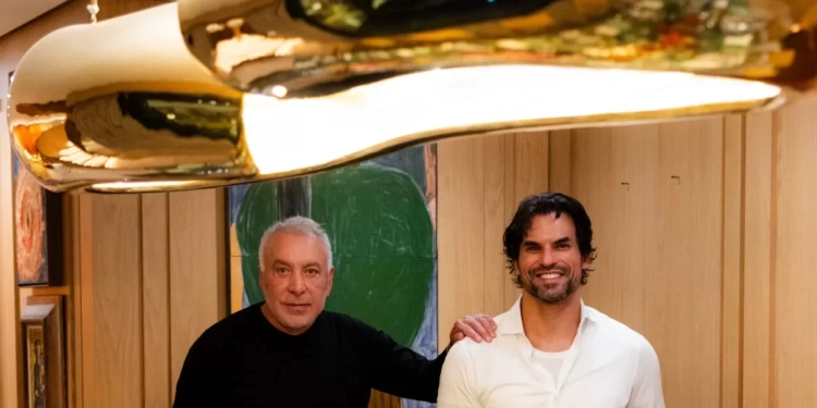 Sig Bergamin e Murilo Lomas recebem Trabuco e Lucília Diniz em jantar exclusivo