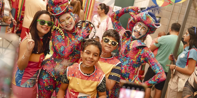 Mané Mercado entra no ritmo do Carnaval com programação gratuita para toda a família