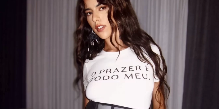 O Boticário revela fragrância que traduz a identidade de Marina Sena em nova campanha de Her Code