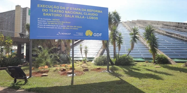 Teatro Nacional avança em restauração e inicia reforma da icônica Sala Villa-Lobos