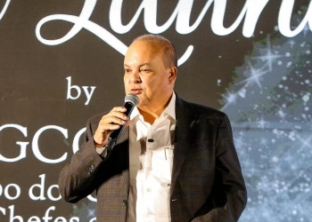 Ibaneis Rocha marca presença em lançamento de livro internacional que celebra o Brasil