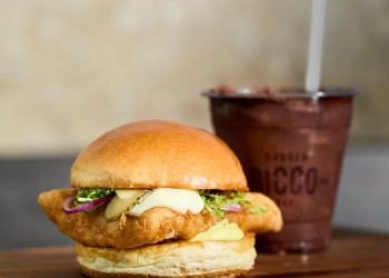 Ricco Burger traz receitas especiais e ação com Bolo da Ivone para a Páscoa