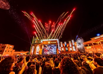 Na Praia Festival celebra o Brasil em edição especial e antecipa início em clima de Copa do Mundo