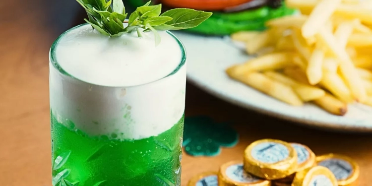 Hotéis Hilton do Rio celebram St. Patrick’s Day com festas temáticas e gastronomia especial