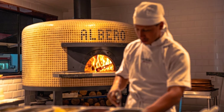 Albero Pizzaria abre as portas na 206 Sul e apresenta menu autoral