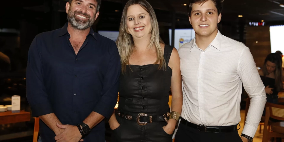 Pré-estreia reúne jurados e convidados no lançamento do 7º Festival Petisqueiros do Pontão