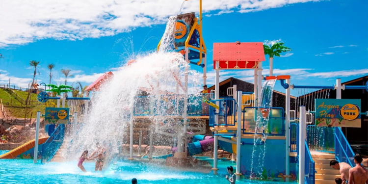Com público em alta e temperatura ideal, Bali Park se consolida como o point do feriado